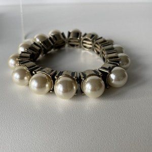 Pearl Bracelet Women's Round Classic Bangle, Beautiful, Brand New